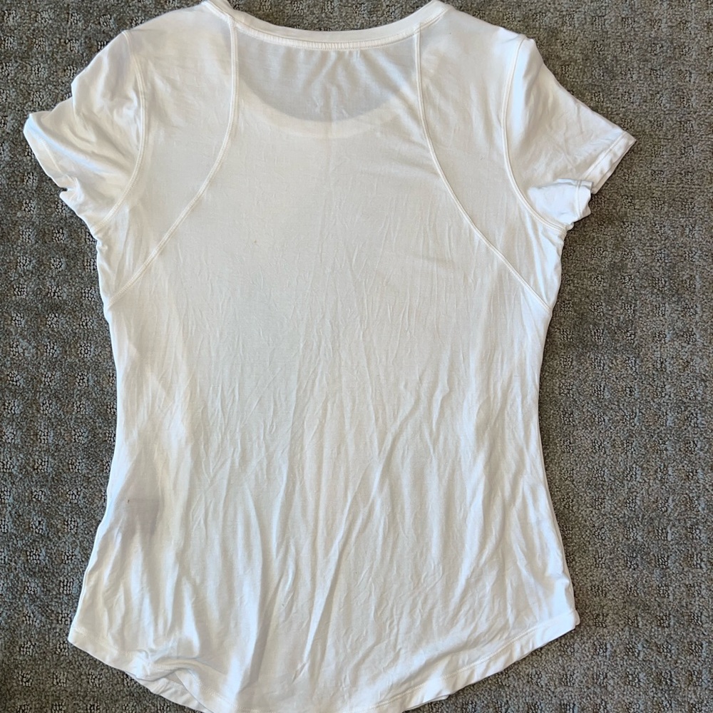 Balance Athletica Echo Tee - Picture 3 of 3